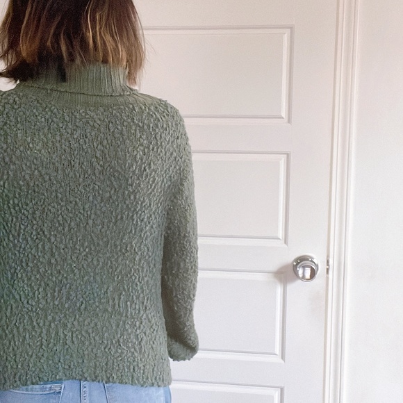 020 Cozy Green Cowl Neck Boucle Knit Sweater Top - Picture 8 of 11